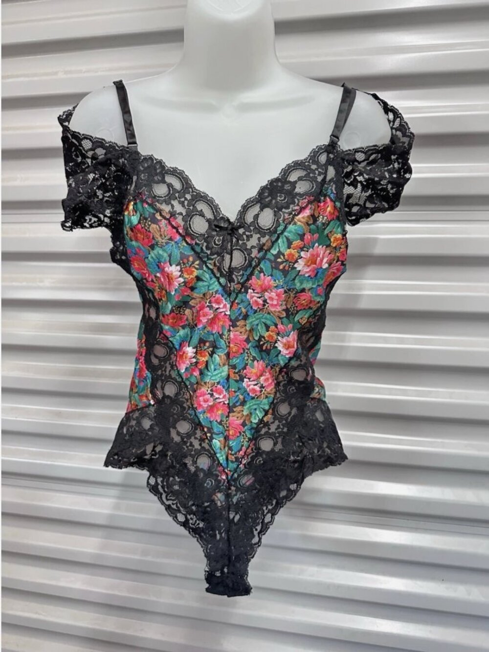 Vintage 90s Colorful Floral Lace Lingerie Teddy Bodysuit Fiori Collezione Medium
